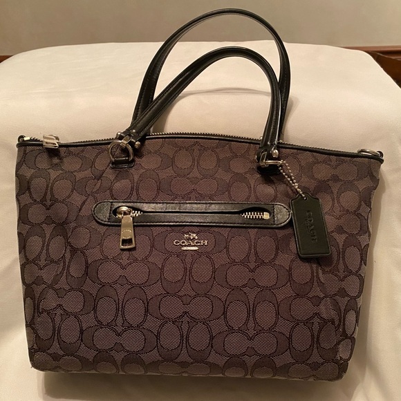Coach Prairie Signature Satchel Canvas - Picture 5 of 16